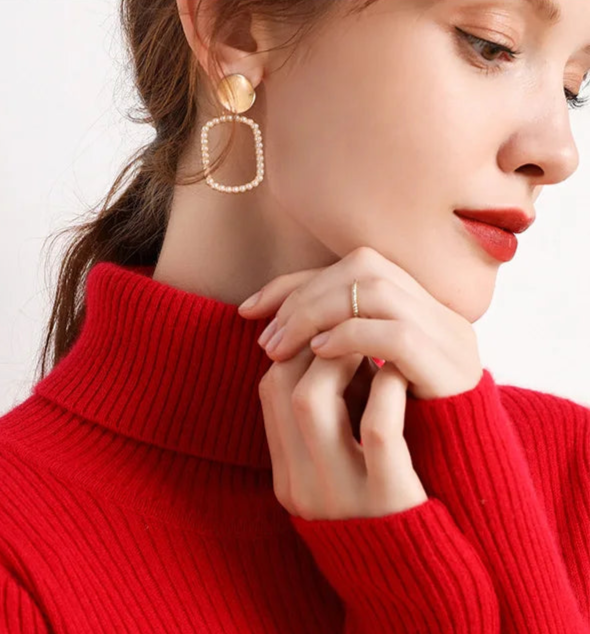 Suéter Feminino Gola Alta Tricô Cashmere Slim Outono Inverno Casual Elegante