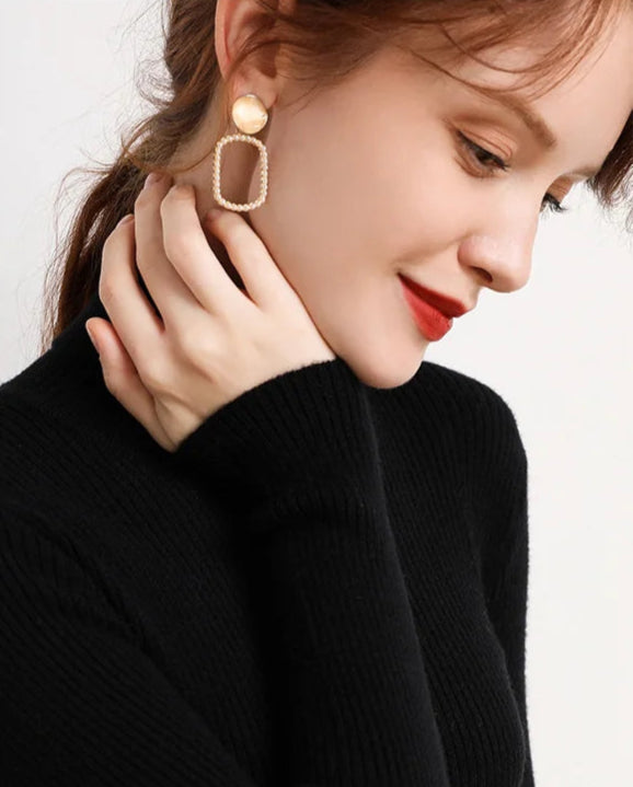 Suéter Feminino Gola Alta Tricô Cashmere Slim Outono Inverno Casual Elegante