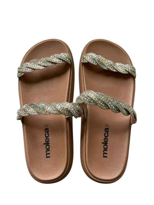 Sandália Feminina Papete Moleca com Strass – Conforto, Praticidade e Estilo
