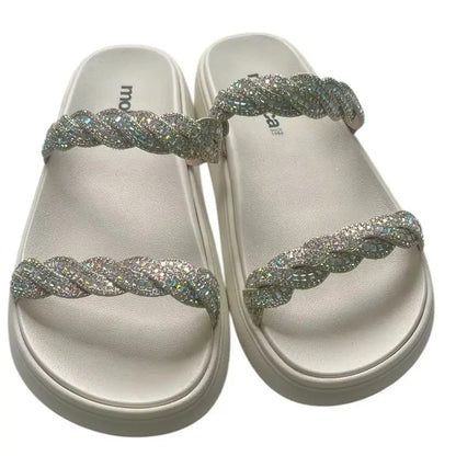 Sandália Feminina Papete Moleca com Strass – Conforto, Praticidade e Estilo